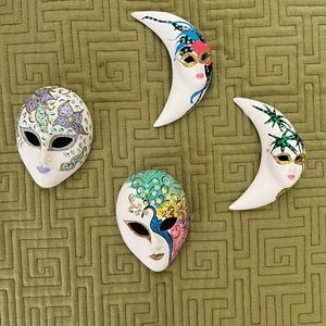 Hand painted ceramic. Wall decoration.